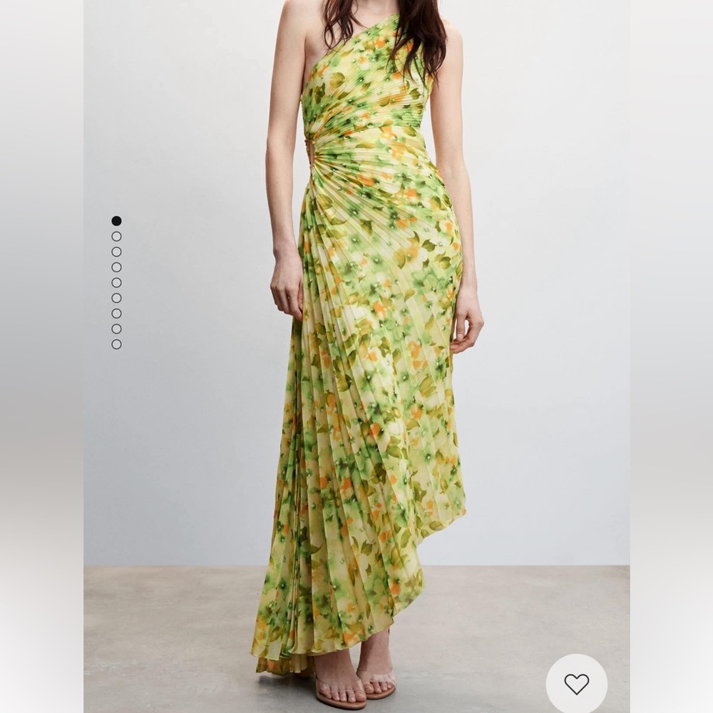 NWT Asymmetrical pleated dress
